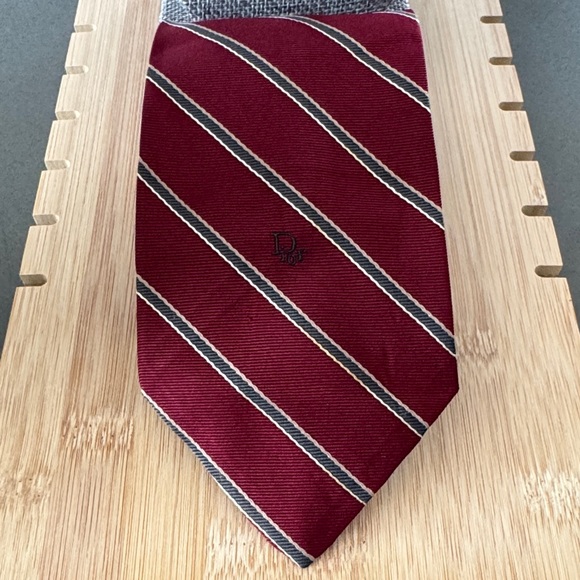 Christian Dior Red and Green Diagonal Striped Tie. - Picture 1 of 5